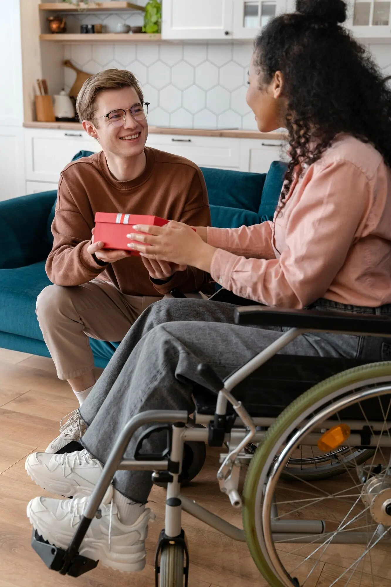 Amigos divirtiéndose juntos.